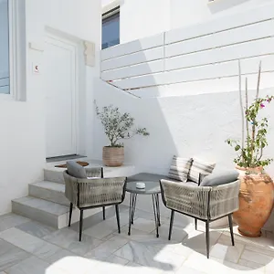  Apart-hotel Mytheo